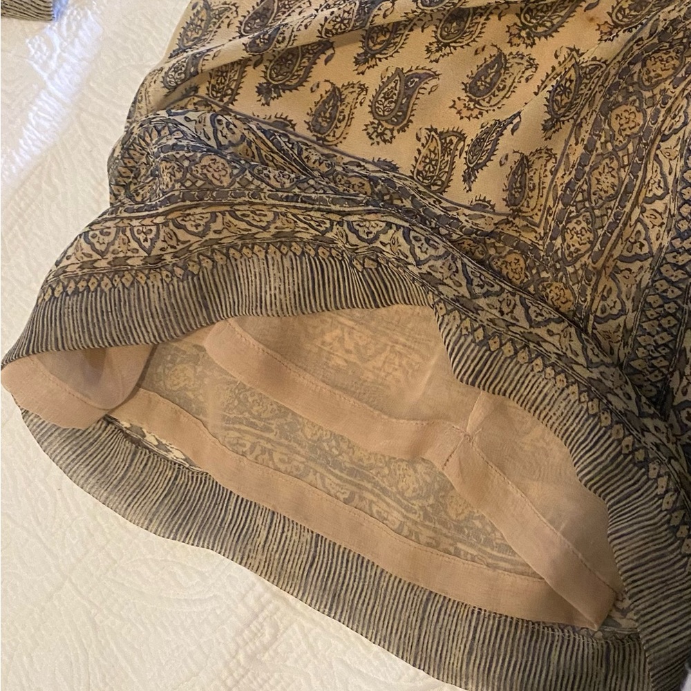 Elegant Brown Patterned Women's Pants - Picture 3 of 4